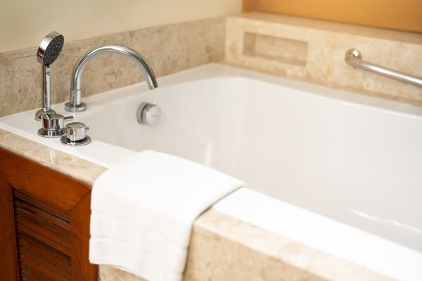 Cost of Tub Faucet Repair in Cincinnati