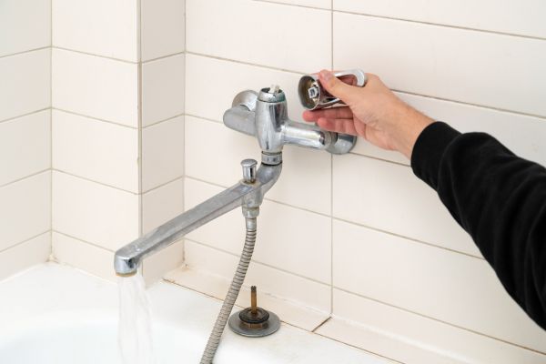 Cost of Shower Handle Repair in Cincinnati